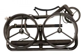 Jucad Carbon Travel hier compact opgevouwen